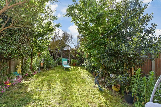 10, Cowley Rise, Margate photo 2