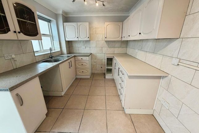 36, Spruce Drive, Brandon photo 2