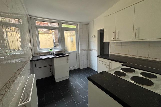 7 Mafeking Terrace, Tredegar photo 2