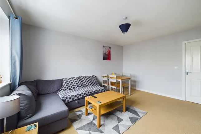 Flat for sale in Jack Russell Close, Stroud, Gloucestershire