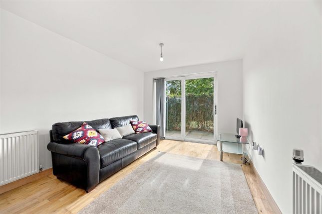 1 Brecon Lodge, 21 Porters Way, West Drayton photo 4