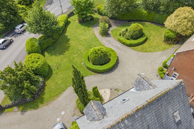 5, Dragon Way, Hengoed photo 3