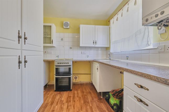 15a, South Drive, Stoney Stanton photo 2
