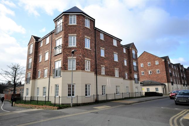 Flat to rent in Scholars Court, Dringhouses, York