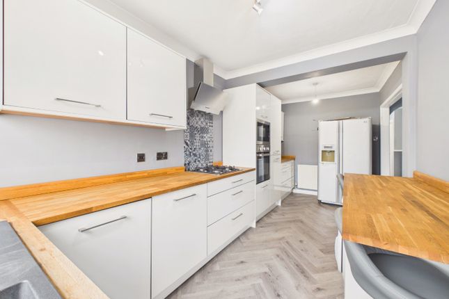 118 Welwyn Park Avenue, Hull, East Riding of Yorkshire photo 4