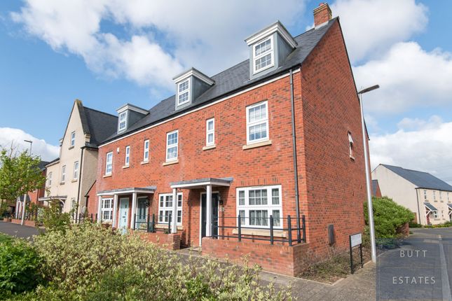 End terrace house for sale in Dart Avenue, Exeter