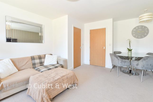 13, Hawking Drive, Cranleigh photo 3