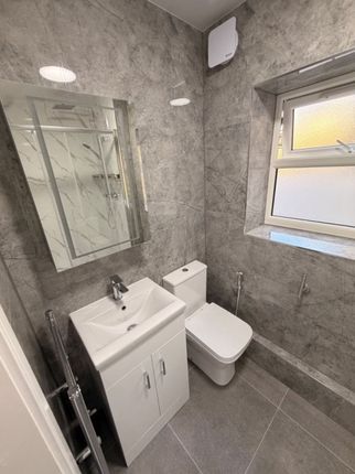 148a Acre Lane, London photo 4