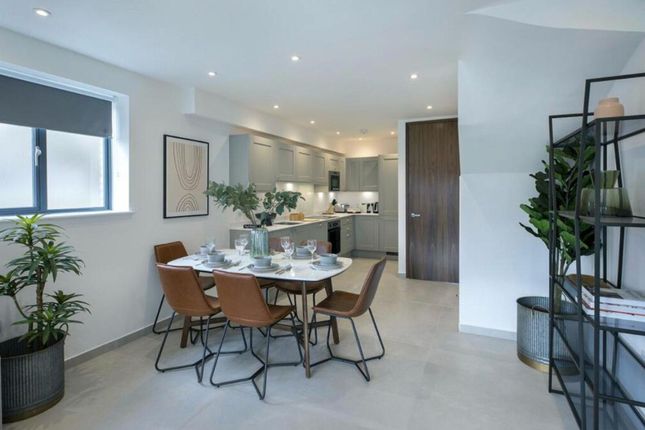 1a Bacon Lane, Edgware photo 5
