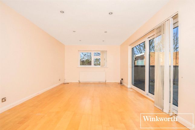 175, Stanley Court, Stanmore photo 3