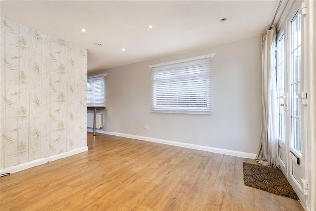 29 Cedar Road, Nivensknowe Park, Loanhead photo 5