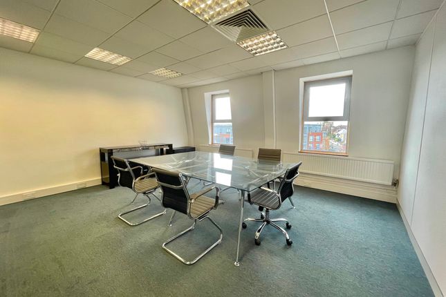 Office to let in Albion Place, Maidstone