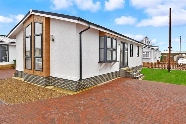 Mobile/park home for sale in Maidstone Road, Paddock Wood, Kent