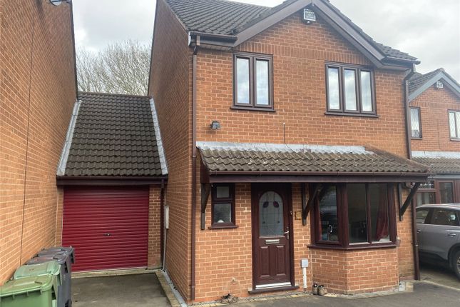 Link-detached house for sale in Dellow Grove, Alvechurch, Birmingham, Worcestershire