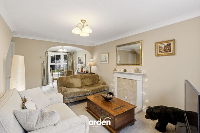 3 Pickering Green, Worcester photo 2