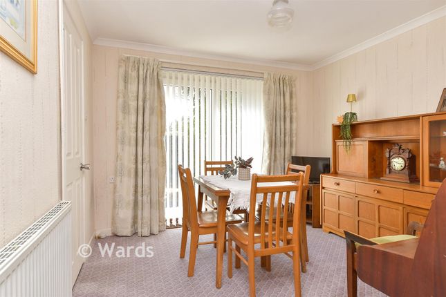 3, Meadow Walk, Snodland photo 2