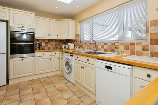 10, Tenby Close, Cherry Hinton, Cambridge photo 4