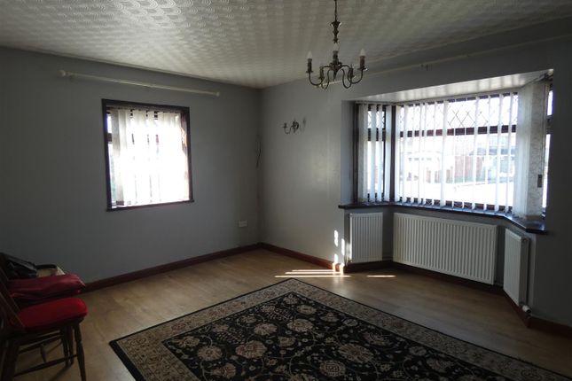 Lounge 3.Jpg