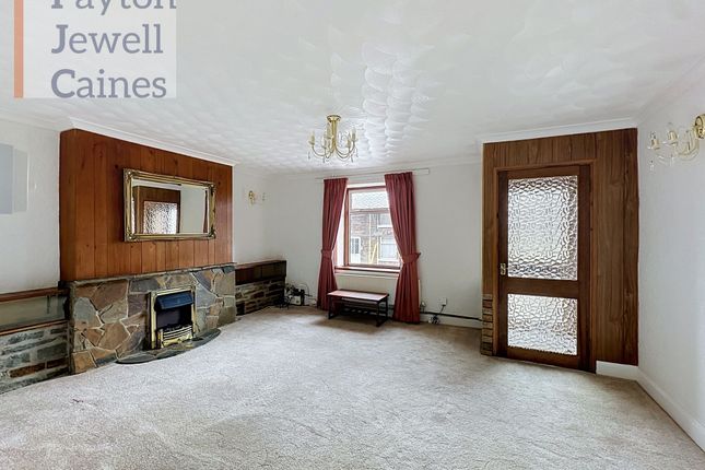 49 Park Terrace, Bridgend photo 3