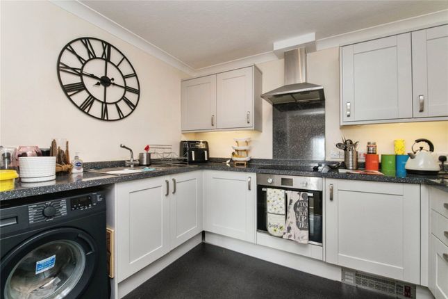 216, Kingsgate, Exeter photo 4