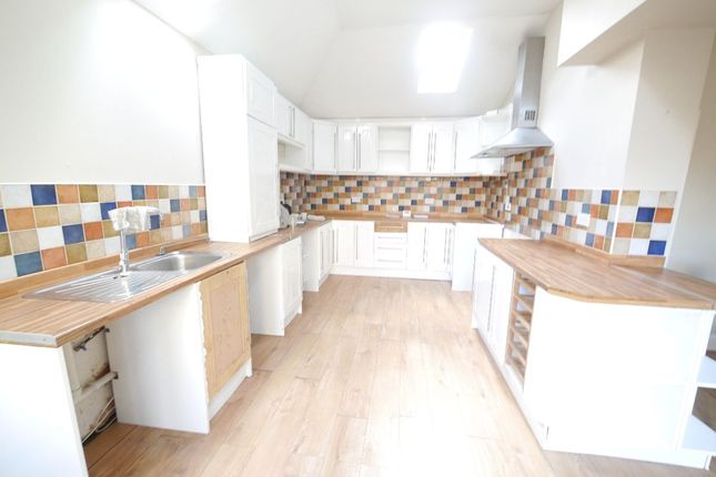 1 Hawthorn Terrace, Newcastle upon Tyne photo 5