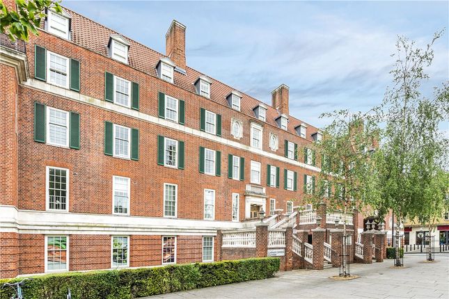 Thumbnail Flat to rent in The Latitude Building, 130 Clapham Common South Side, London