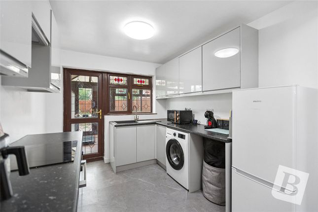 10, Sandown Road, Essex photo 3