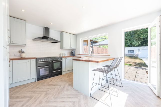 164, Archery Grove, Southampton photo 4