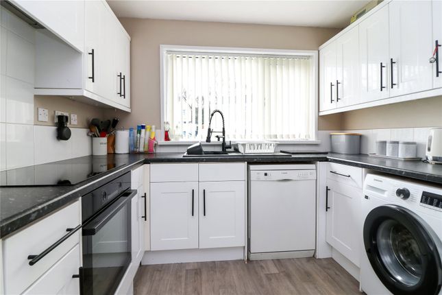 37, Heal Park Crescent, Barnstaple photo 4
