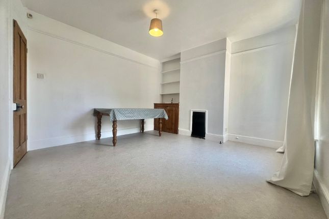 56, Newton Road, Hampshire photo 3