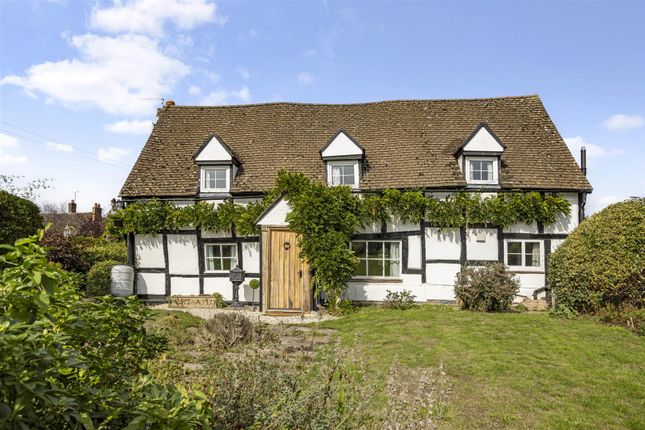 3-bed house on The Old Cottage, High Street, Tewkesbury, £399,950