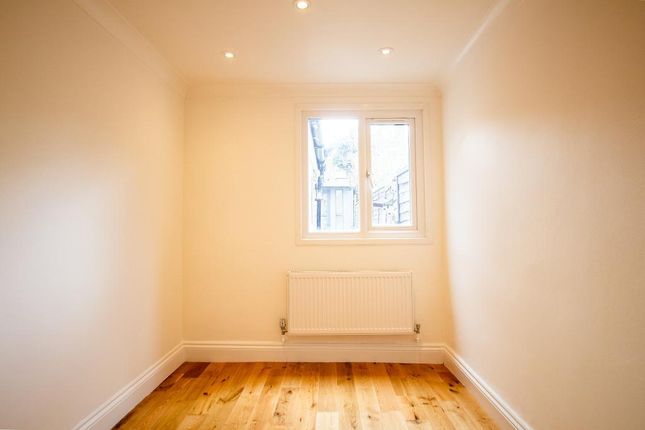 Terraced house for sale in East Dulwich Grove, London