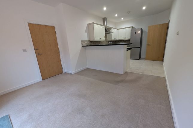 1, Maes Y Cribarth, Abercrave photo 4