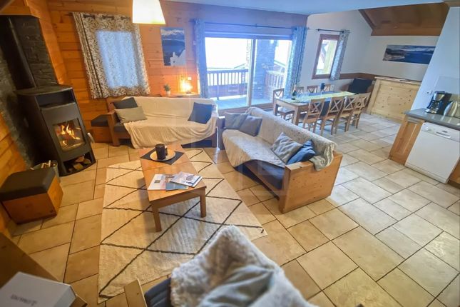 Apartment for sale in Les Menuires, 73440, France