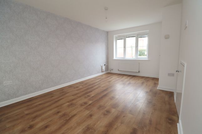 5, Broadhead Close, Mexborough photo 4