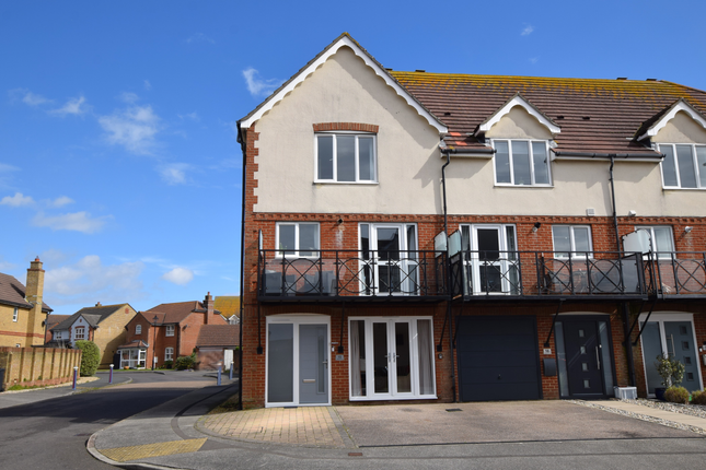 End terrace house for sale in Brisbane Quay, Eastbourne