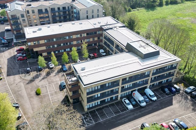 Flat for sale in Pinnacle House, Home Park Mill Link, Kings Langley