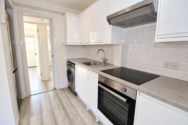 7 Gurdons,, Chawton Park Road, Alton photo 3