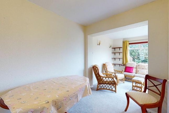 70, Cedar Road, Canterbury photo 4