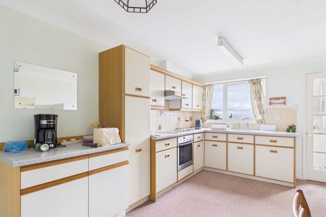 12, Talgos Close, Redruth photo 3