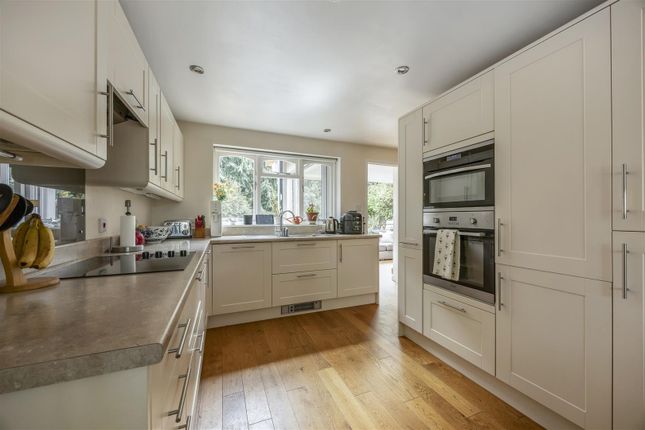 56, King William Drive, Cheltenham photo 4