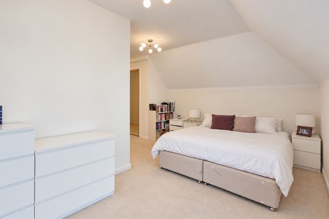 Mountfield Road, London photo 3