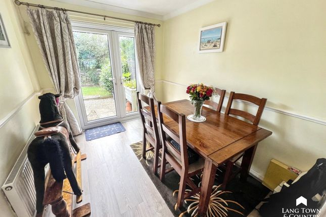 28, Sherril Close, Plymouth photo 3
