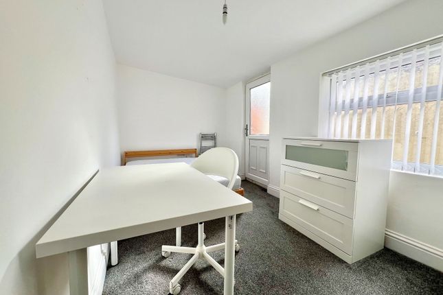 73, Worcester Street, Middlesbrough photo 4