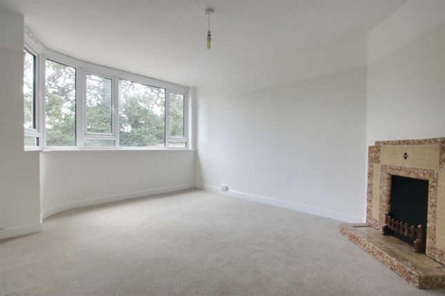 Firbank, Sugar Lane, Bourne End photo 3