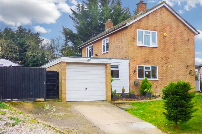 Thumbnail Detached house to rent in Hawkenbury, Harlow
