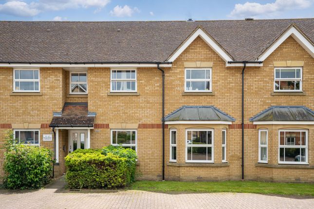 Thumbnail Flat for sale in Broad Street, Great Cambourne