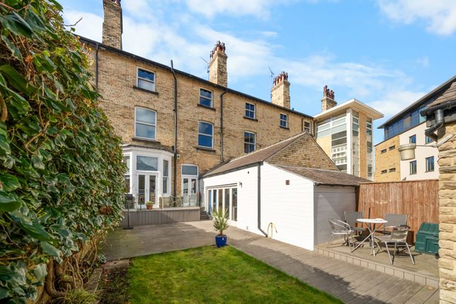 24, Victoria Avenue, North Yorkshire photo 2