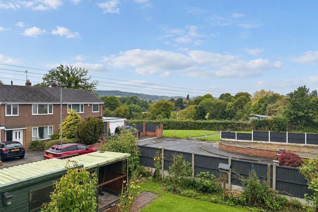 1, Thames Drive, Staffordshire photo 4
