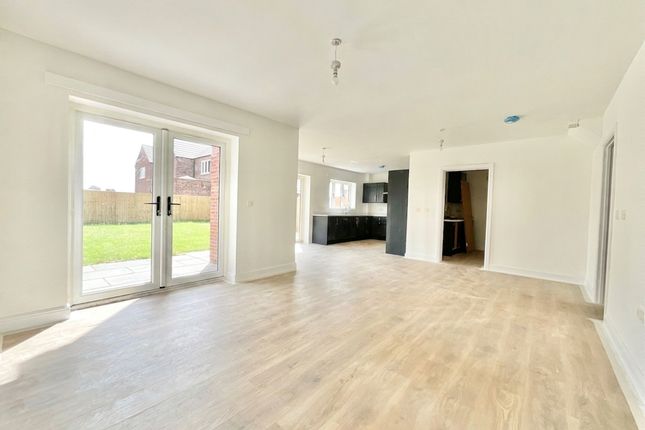 Oat House, Stafford Road, Staffordshire photo 2
